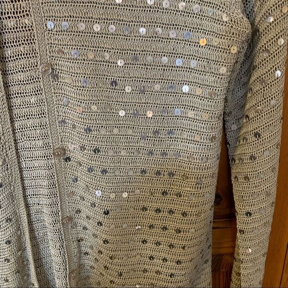 Pierre Cardin Gray Loose Knit Cardigan Sweater Sequins Detail Sz Medium Gorgeous - Picture 8 of 9
